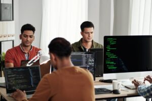Managing and modernizing critical services at a major Dutch government agency